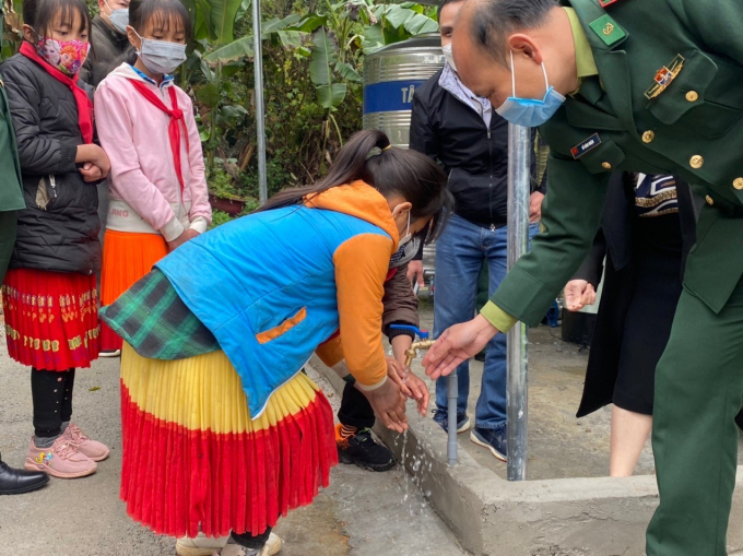 Quỹ Toyota Việt nam cung cấp nước sạch cho trường 