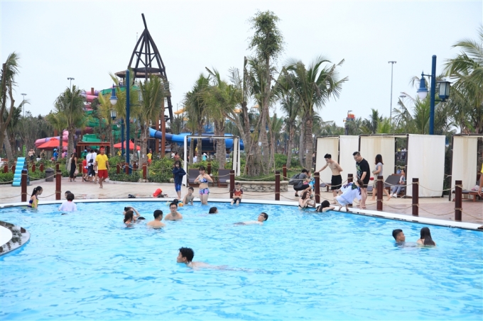 anh 8- Typhoon Water Park- Sun World Halong Comple