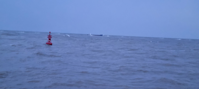 Tàu Minh Quang 03 bị mắc cạn tại vị trí cách phao 
