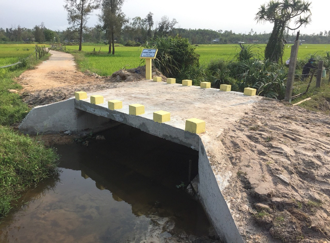 Cầu Phùng Hiệp 25 được xây dựng tại thôn Ngọc Mỹ, xã Tam Phú, TP. Tam kỳ.