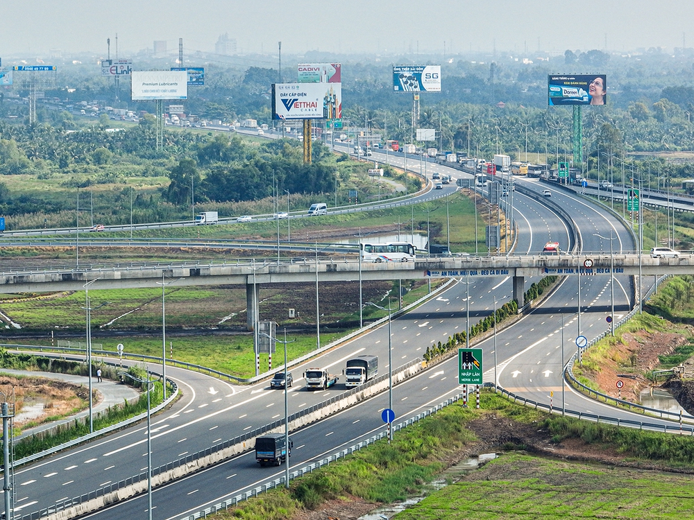 Dấu ấn "người mở đường": Con đường vàng tạo ra giá trị vàng- Ảnh 19.