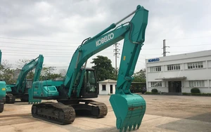 Ô tô lội nước dễ hỏng hệ thống lái - Ảnh 2.