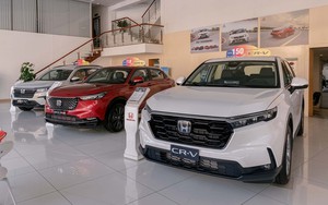Cách xử lý ô tô ngập bùn khác ngập nước sau bão lũ - Ảnh 4.