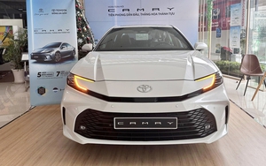 Lần đầu VinFast EC VAN lộ diện ngoài đời thực- Ảnh 6.