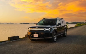 Loạt xe giảm giá mạnh tháng 12/2025, khách hàng tiết kiệm cả trăm triệu đồng- Ảnh 7.