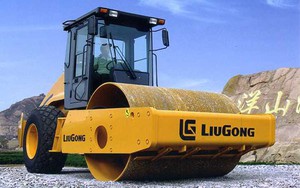 Kinh nghiệm lái xe tránh bị dồn toa cho tài xế mới - Ảnh 3.
