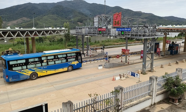 Chậm sửa chữa QL19 Bình Định, kiến nghị tạm dừng thu phí trạm BOT - Ảnh 1.