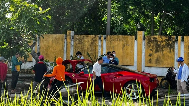 Những vụ tai nạn siêu xe tại Việt Nam - Ảnh 9.