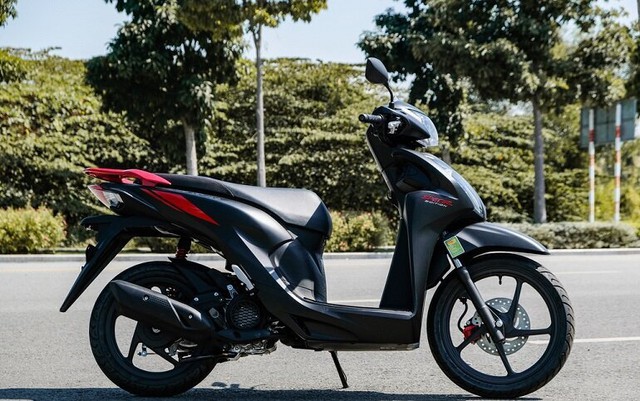 Honda Vision lại tăng giá vọt lên gần 50 triệu đồng, Yamaha Janus 2022 liệu có là lựa chọn tốt? - Ảnh 1.