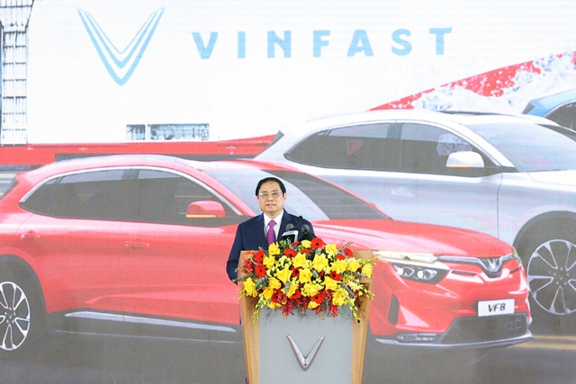 Thủ tướng Chính phủ Phạm Minh Chính phát biểu tại lễ xuất khẩu xe điện của VinFast.