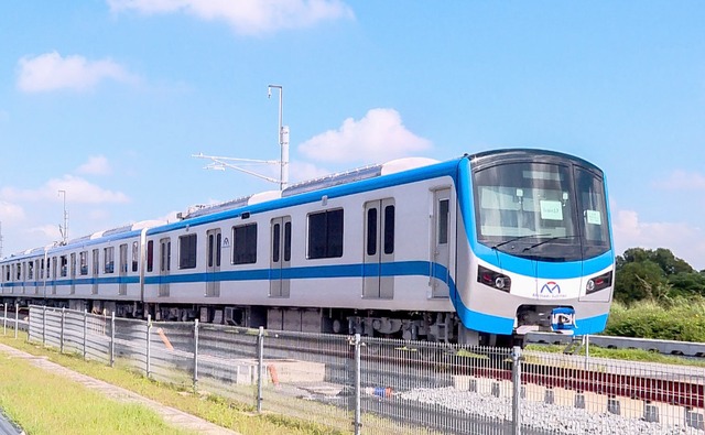 TP.HCM: Chính thức chạy thử nghiệm tàu metro Bến Thành - Suối Tiên ngày mai 21/12 - Ảnh 1.