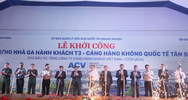 Thủ tướng Phạm Minh Chính phát lệnh khởi công nhà ga T3 sân bay Tân Sơn Nhất gần 11.000 tỷ đồng - Ảnh 2.