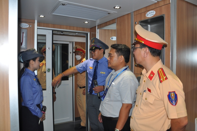 Ngành Đường sắt các nước ASEAN tham quan, tìm hiểu về Ga Đà Nẵng - Ảnh 7.
