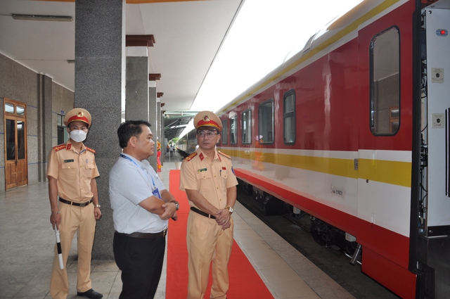 Ngành Đường sắt các nước ASEAN tham quan, tìm hiểu về Ga Đà Nẵng - Ảnh 3.
