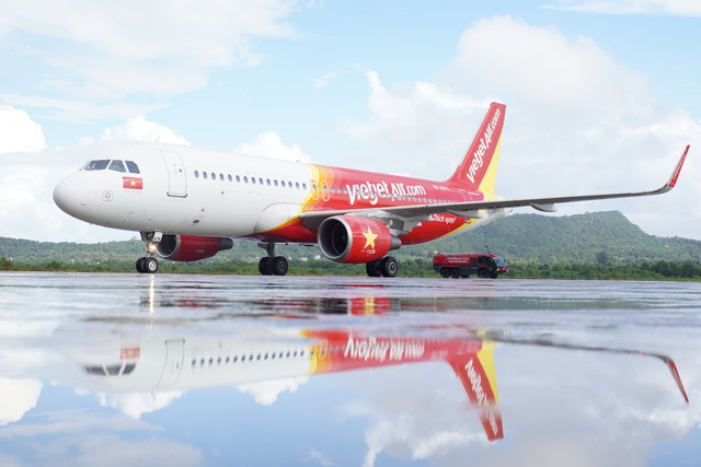 Vietjet khai trương hai đường bay mới kết nối Phú Quốc với New Delhi, Mumbai   - Ảnh 1.