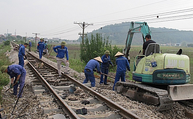 Bộ GTVT chấp thuận cải tạo, mở rộng tuyến đường sắt qua Quảng Trị - Ảnh 1.
