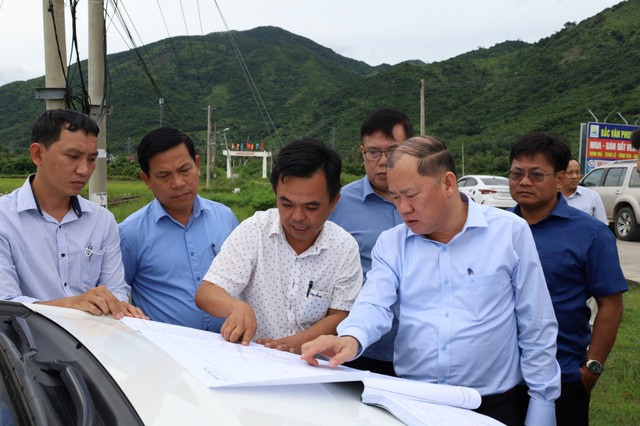 Khánh Hòa: Đẩy nhanh công tác GPMB cao tốc Vân Phong – Nha Trang - Ảnh 1.