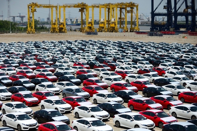 10.000 ô tô nhập khẩu về nước trong tháng Tết - Ảnh 1.