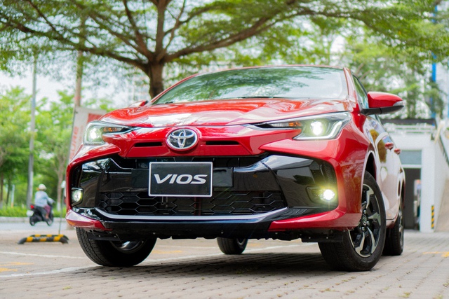 Người tiêu dùng mua mẫu xe Toyota Vios trong tháng 10/2023 sẽ tiết kiệm được số tiền tương đương 100% lệ phí trước bạ. Bảng giá xe Toyota tháng 10-2023