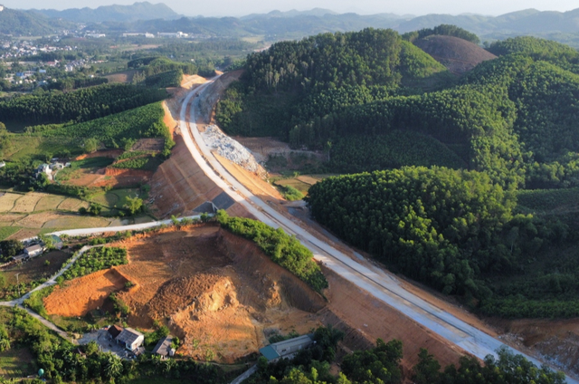 Chấn chỉnh công tác thi công cao tốc Tuyên Quang - Phú Thọ- Ảnh 1.