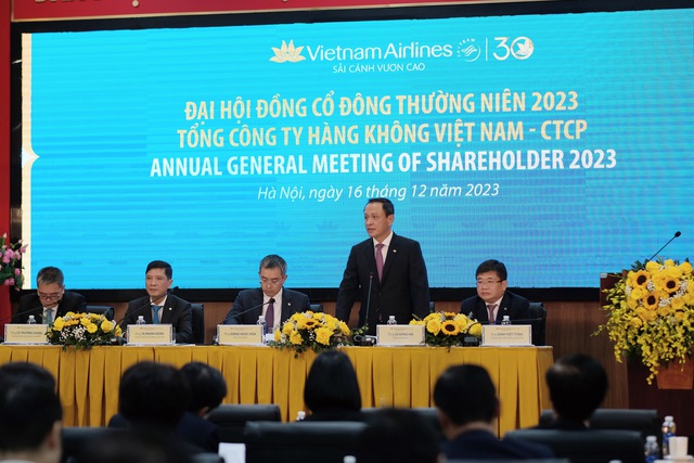 Chủ tịch Đặng Ngọc Hòa: Vietnam Airlines tập trung tái cơ cấu để cân đối thu chi từ năm 2024- Ảnh 3.