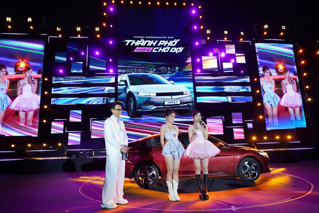 Mẫu xe Hyundai Venue lần đầu tiên ra mắt thị trường Việt Nam ngay trong đêm nhạc EDM.