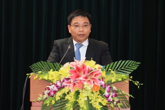 Bộ trưởng Nguyễn Văn Thắng: Khẩn trương hoàn thành quy hoạch, đề án xã hội hóa đầu tư cảng hàng không- Ảnh 1.