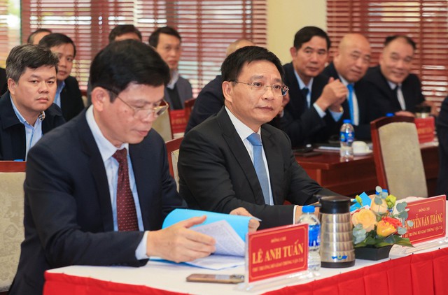 Bộ trưởng Nguyễn Văn Thắng: Khẩn trương hoàn thành quy hoạch, đề án xã hội hóa đầu tư cảng hàng không- Ảnh 2.