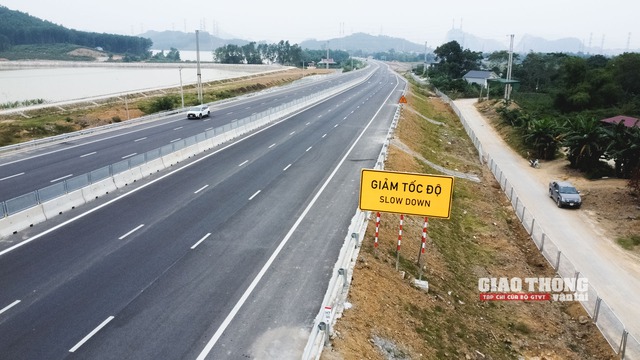 Bộ GTVT yêu cầu hoàn thành dứt điểm cao tốc Bắc - Nam qua Thanh Hóa trước ngày 31/12/2023- Ảnh 1.