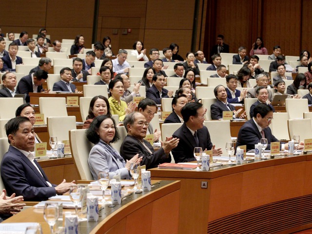 Hội nghị toàn quốc nghiên cứu, học tập, quán triệt Nghị quyết Hội nghị lần thứ tám BCH Trung ương Đảng khóa XIII- Ảnh 3.