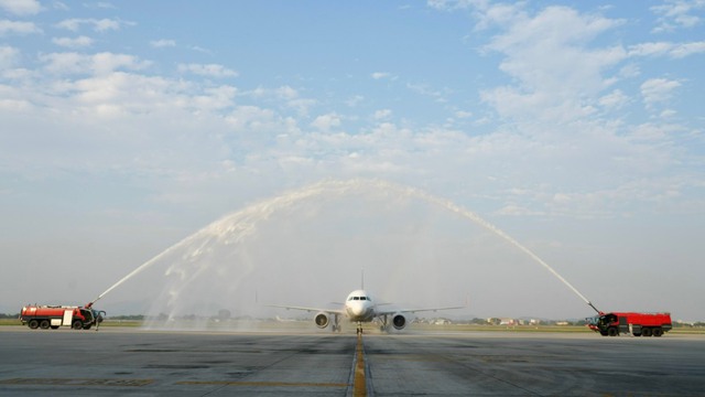 Cận cảnh thêm 1 hãng hàng không từ Trung Quốc mở đường bay tới Hà Nội- Ảnh 3.