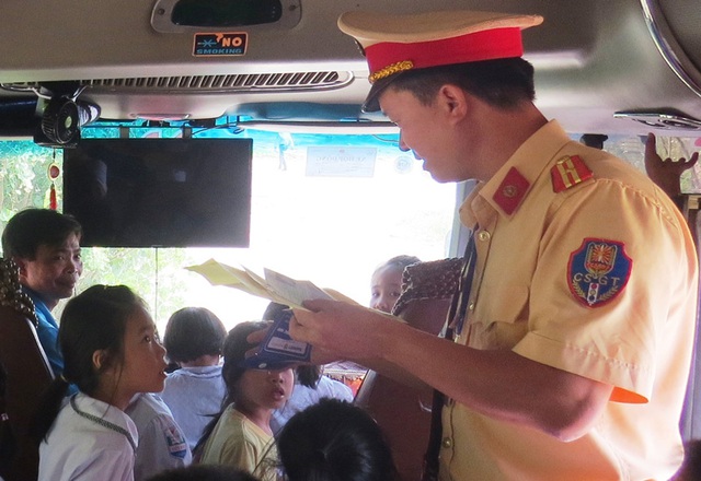 Chủ tịch tỉnh Bắc Ninh chỉ đạo nóng phương tiện đưa, đón học sinh &quot;hết niên hạn sử dụng&quot; - Ảnh 2.