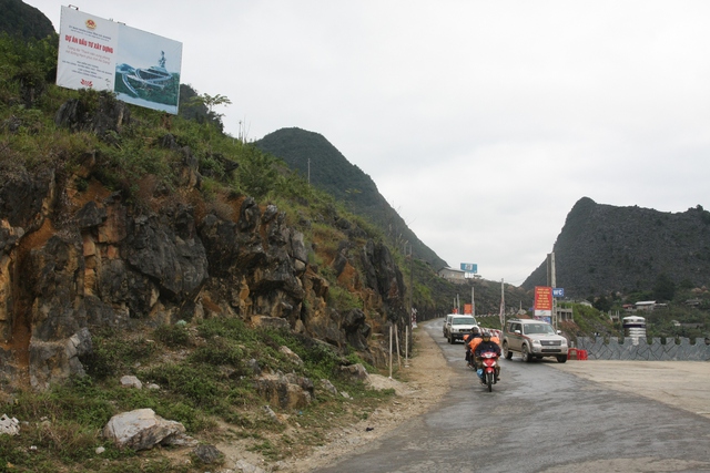 Rà soát phương án sửa chữa tổng thể Quốc lộ 4C qua Hà Giang - Ảnh 1.