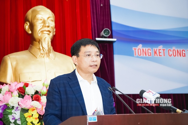 Bộ trưởng Nguyễn Văn Thắng: Có hiện tượng buông lỏng đào tạo, sát hạch lái xe - Ảnh 1.