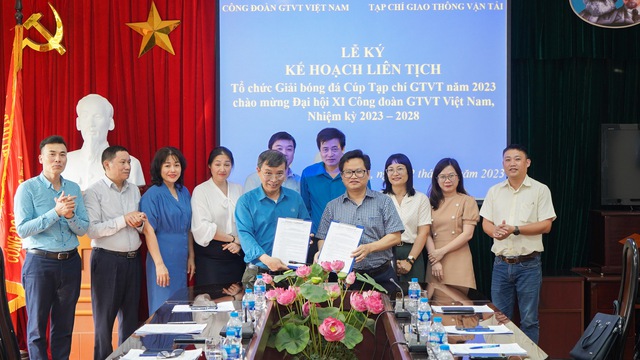 Khởi động Giải bóng đá Cúp Tạp chí GTVT năm 2023 chào mừng Đại hội XI Công đoàn GTVT Việt Nam - Ảnh 1.