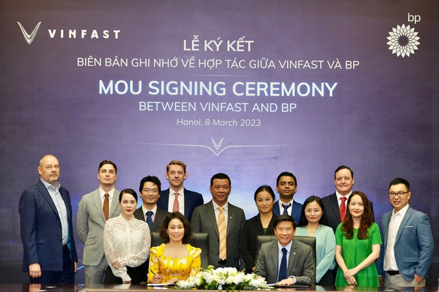 Lễ ký biên bản ghi nhớ về việc hợp tác giữa VinFast và BP.