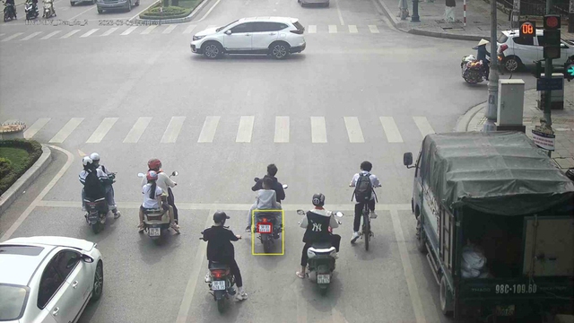 Bắc Giang xử vi phạm giao thông qua camera giám sát - Ảnh 1.