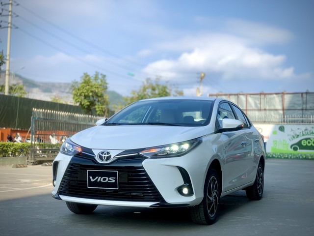 Toyota Việt Nam triệu hồi các mẫu Vios và Yaris do lỗi dây đai an toàn - Ảnh 1.