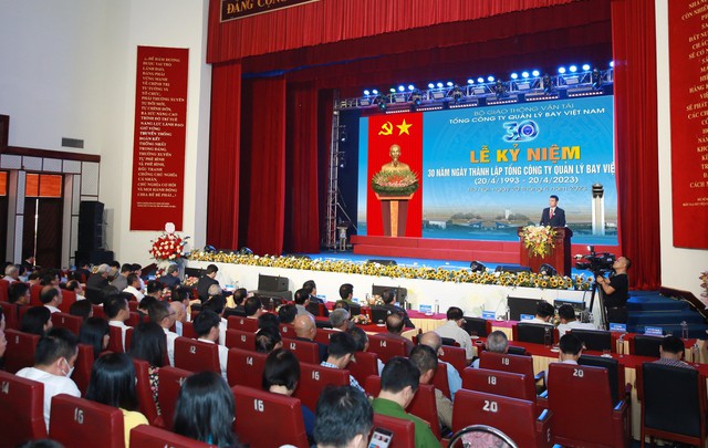 Tổng Công ty Quản lý Bay Việt Nam kỷ niệm 30 năm ngày thành lập

 - Ảnh 4.