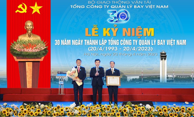 Tổng Công ty Quản lý Bay Việt Nam kỷ niệm 30 năm ngày thành lập

 - Ảnh 3.