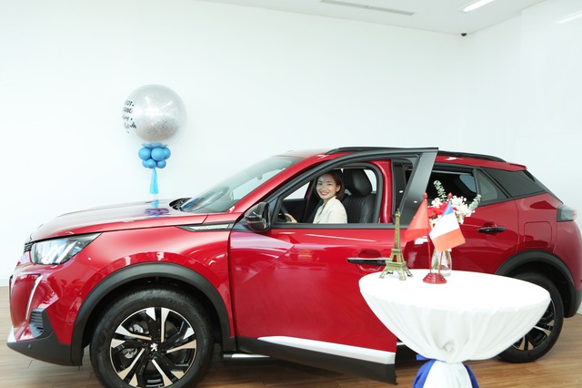 Chiếc xe của THACO tặng VĐV Nguyễn Thị Oanh chính thức lăn bánh  - Ảnh 4.