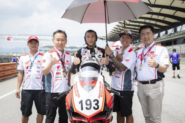 Đội đua Honda Racing Việt Nam tại giải đua xe mô tô Châu Á - Asia Road Racing Championship (ARRC)