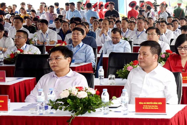 Thủ tướng Phạm Minh Chính dự lễ khởi công Dự án đường Vành đai 4 – Vùng Thủ đô - Ảnh 2.