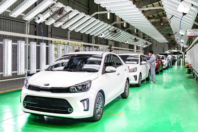 Kia là thương hiệu hưởng lợi lớn nhà toàn bộ các mẫu xe đều được lắp ráp trong nước tại khu kinh tế mở Chu Lai, Quảng Nam.