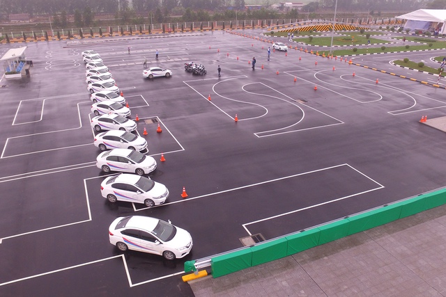 Đào tạo lái xe là một trong những hoạt động tích cực của Honda Việt Nam.