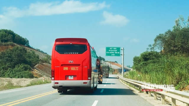 Sẽ mở rộng đoạn cao tốc Yên Bái - Lào Cai thành 4 làn xe - Ảnh 1.