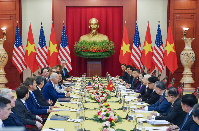Việt Nam - Hoa Kỳ thiết lập quan hệ Đối tác Chiến lược Toàn diện - Ảnh 1.