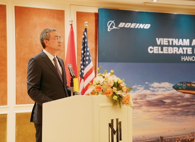Boeing bán 50 máy bay 737 MAX trị giá 10 tỷ USD cho Vietnam Airlines - Ảnh 2.