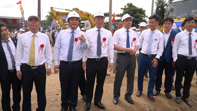 Quảng Nam: Khởi công xây dựng cầu Văn Ly vượt sông Thu Bồn hơn 570 tỷ đồng - Ảnh 4.