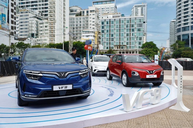 Hiện tại, VinFast đang bán ra thị trường toàn cầu các mẫu xe VF 5, VF 6, VF 7, VF 8 và VF 9.  Thế giới xe tuần qua: Loạt xe &quot;gánh team&quot;, Hyundai vượt mặt Toyota, xe Thái khuấy đảo thị trường ô tô nhập khẩu